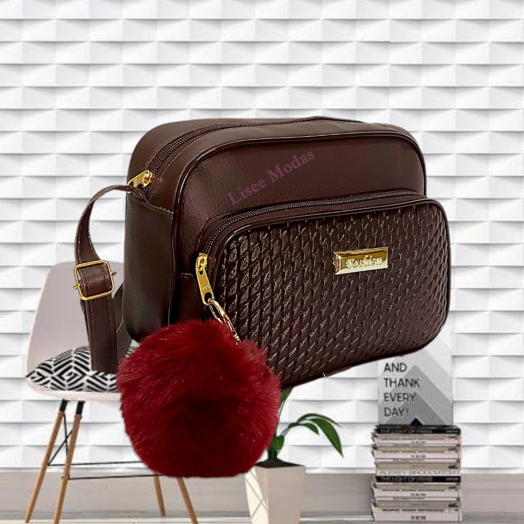 Bolsa Feminina Pequena Transversal Alça regulável 3 BOLSOS + POMPOM SUPER PROMOÇÃO em Oferta na Shopee