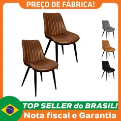 Kit 2 Cadeiras Chicago Poltrona Estofada Tainá Pu Vintage Retro Pés Preto