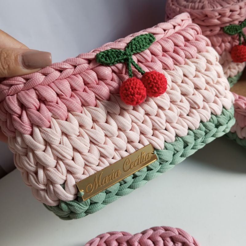 Porta Fralda Crochê Cerejinha em Oferta na Shopee