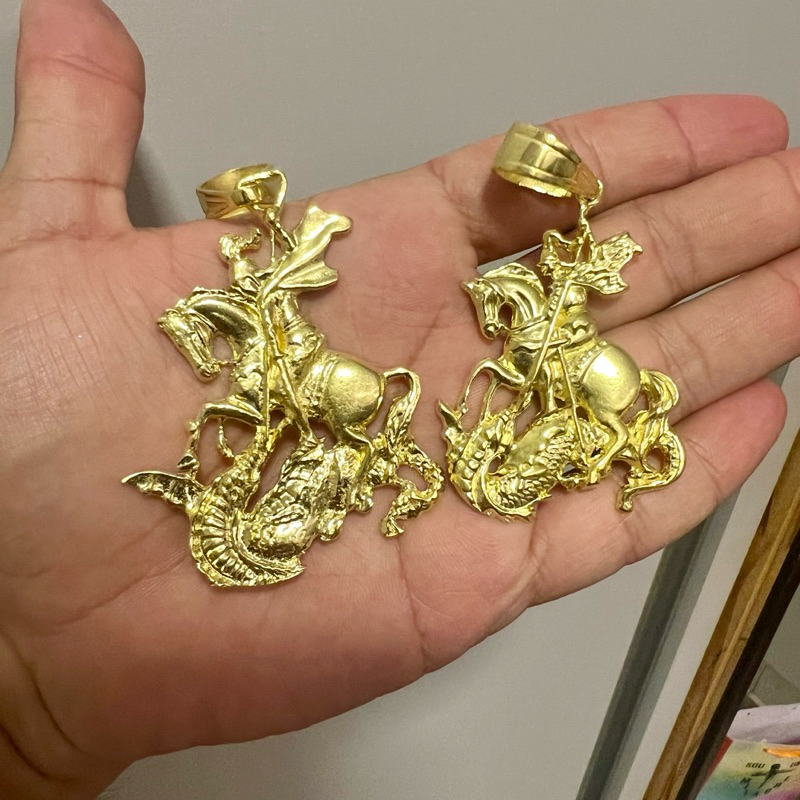 PINGENTE SÃO JORGE CRAVEJADO EM BRILHANTES FEITO 100% EM MOEDA ANTIGA MASCULINO GRANDE FEMININO em Oferta na Shopee