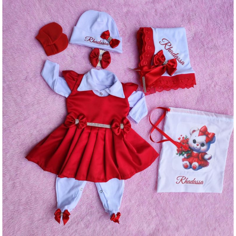 Saida de Maternidade Menina Vermelha Alfaiataria Personalizada com nome da Bebê