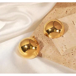 Brinco Esfera Botão redondo Dourado ou Prata