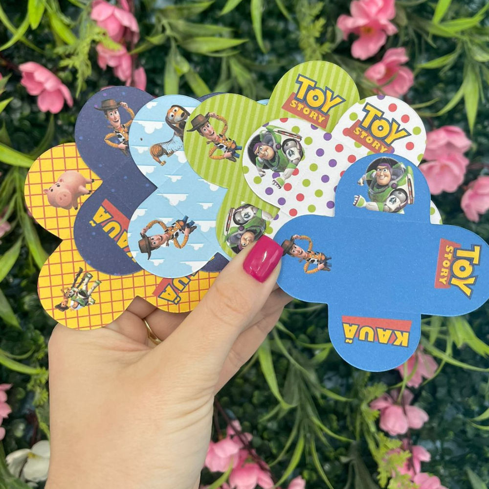 Forminha para Doces Toy Story - Forminhas para Docinhos Personalizadas Toy Story -Forminha 4 Pétalas