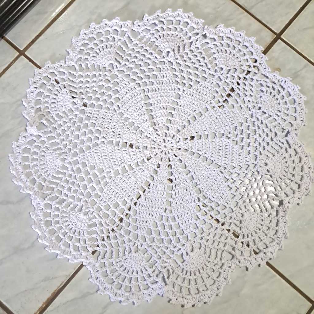 Centro de Mesa/Tapete de Crochê Redondo Várias Cores Croche Crochet Moda Casa Decoração de Interiores Artesanal Cozinha
