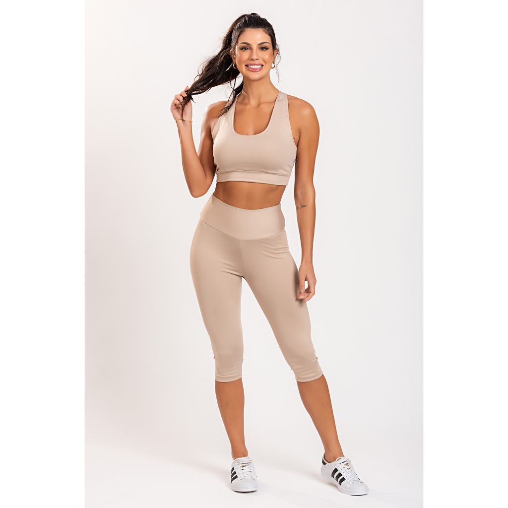 Calça Corsário Nude Capri Lisa Poliéster Moda Fitness Não Transparente Cintura Alta Plus Size Academia Dia a Dia