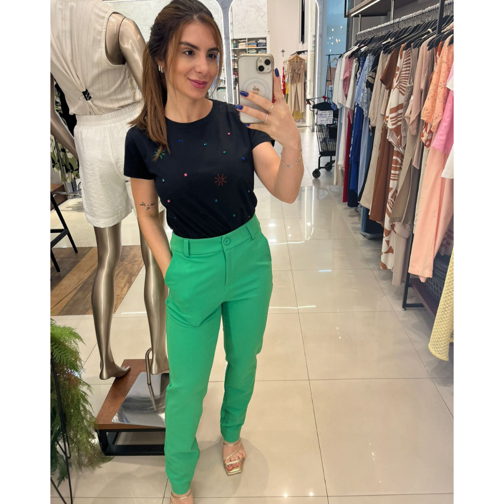 Blusa feminina bordada pedraria camiseta algodão