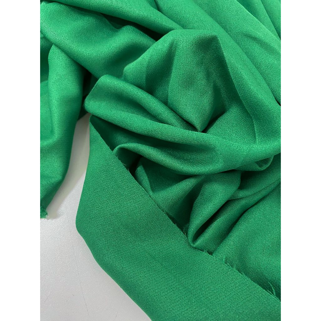 Tecido Alfaiataria Premium New Look Barbie Crepe 1 metro (1,00 x 1,50) em Oferta na Shopee