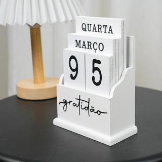 Calendário Branco De Mesa De MDF Com Frase 15x6.5x13Cm Decorativo Permanente Madeira em Oferta na Shopee