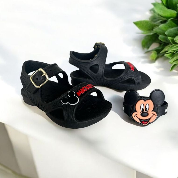 Sandália infantil Criança Papete Menino Menina Bebê Personagem em Oferta na Shopee