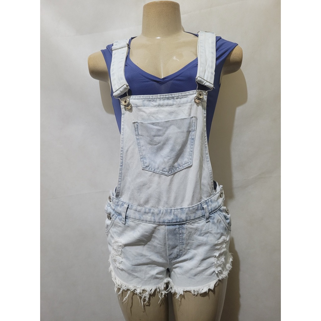 Macaquinho jardineira jeans URBAN CO tam P 38 algodão usado bom estado