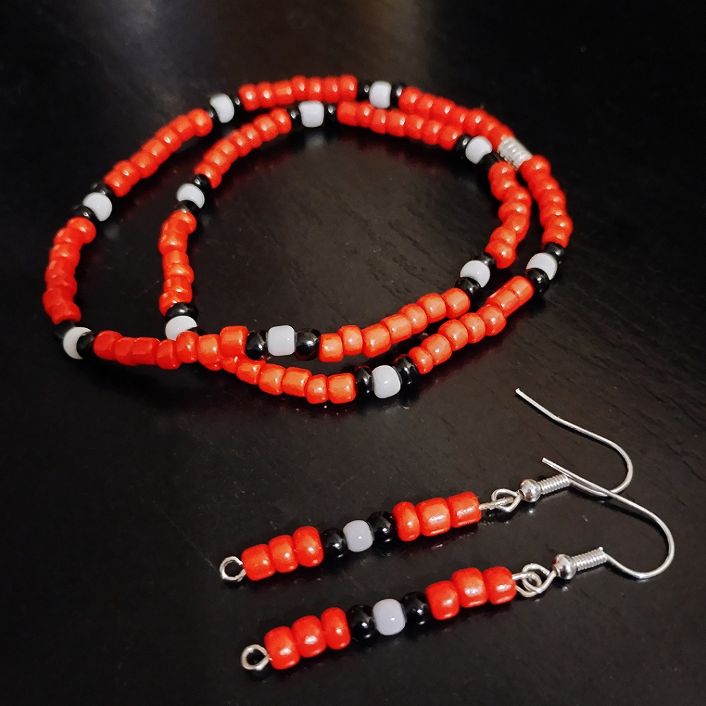 Conjunto Cobra Coral Colar Choker e Brinco Miçangas 6mm