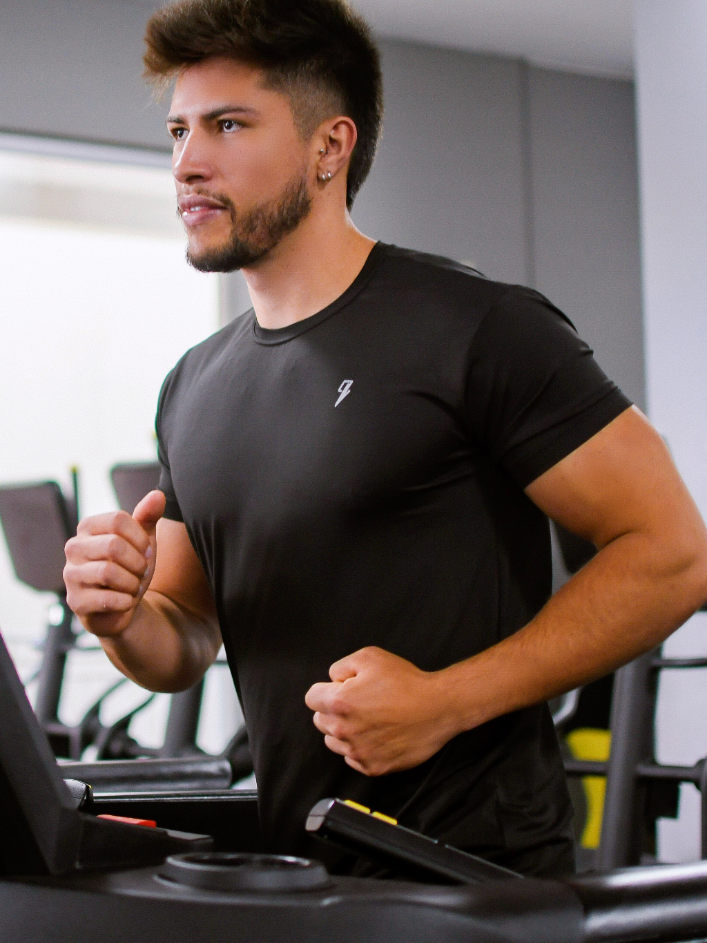 Camisa Masculina Treino Para Academia Com Proteção UV Solar Segunda Pele Refletiva Direto da Fábrica