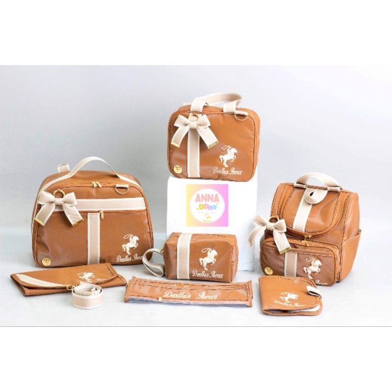 Kit de bolsa maternidade de bebê personalizado no tema cavalinho - Anna Baby Bolsas