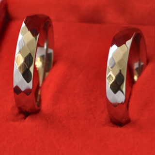 Par de Alianças de Namoro e Compromisso aço Multifacetada Anatômica 4mm Envio Rápido em Oferta na Shopee