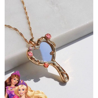 Colar Barbie e o castelo de diamantes espelho mágico feminino dourado