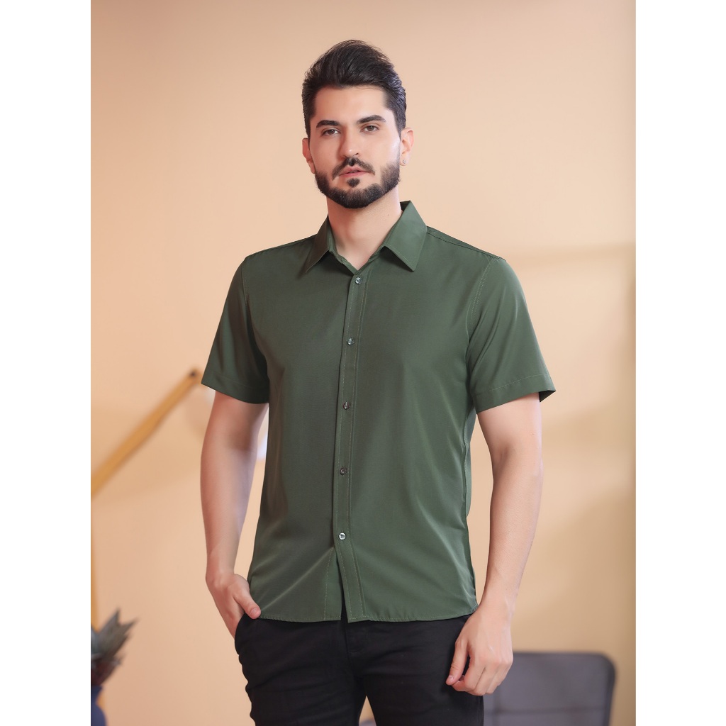 camisa social manga CURTA microfibra com Elastano Slim fit nao massa  passa fácil