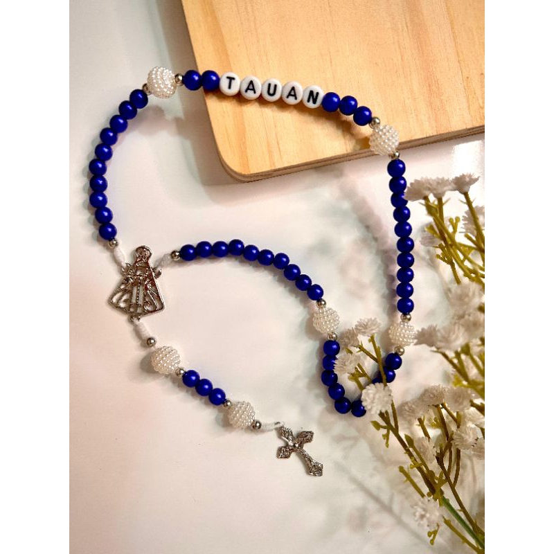 KIT DE 2 TERÇOS COM NOME, MEDALHA DE NOSSA SENHORA APARECIDA em Oferta na Shopee