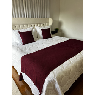 Kit Peseira Manta Luxo Decorativa Pompom Cama Queen + 2 Capas em Oferta na Shopee