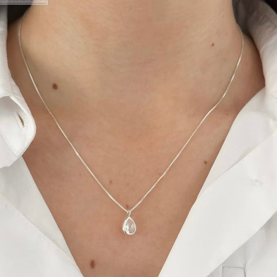 Colar Gargantilha Ponto de Luz Gota 45 cm Prata  925 em Oferta na Shopee
