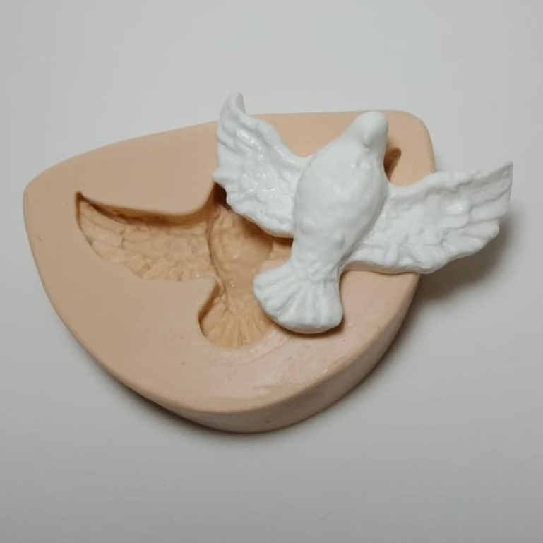 Molde de Silicone para Artesanato Divino Espírito Santo - 6 cm - Religião