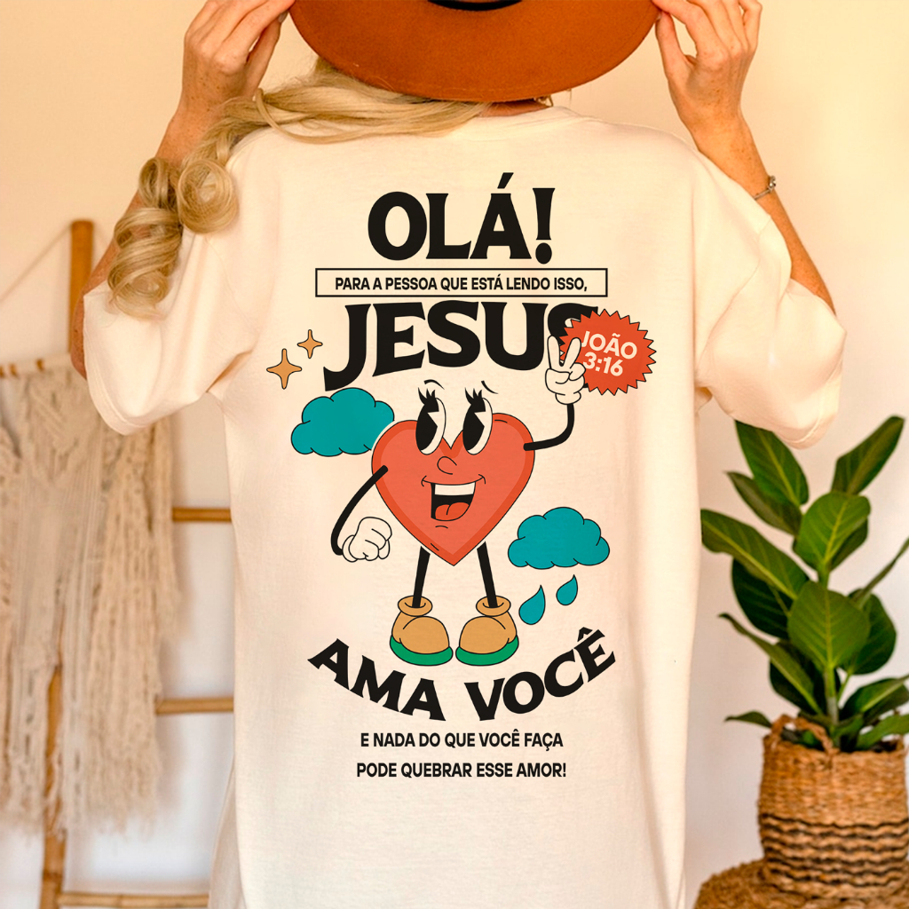 Camiseta Oversized ou Básica e Feminina ou Masculina Cristã Evangélica Estampa Jesus Ama Você