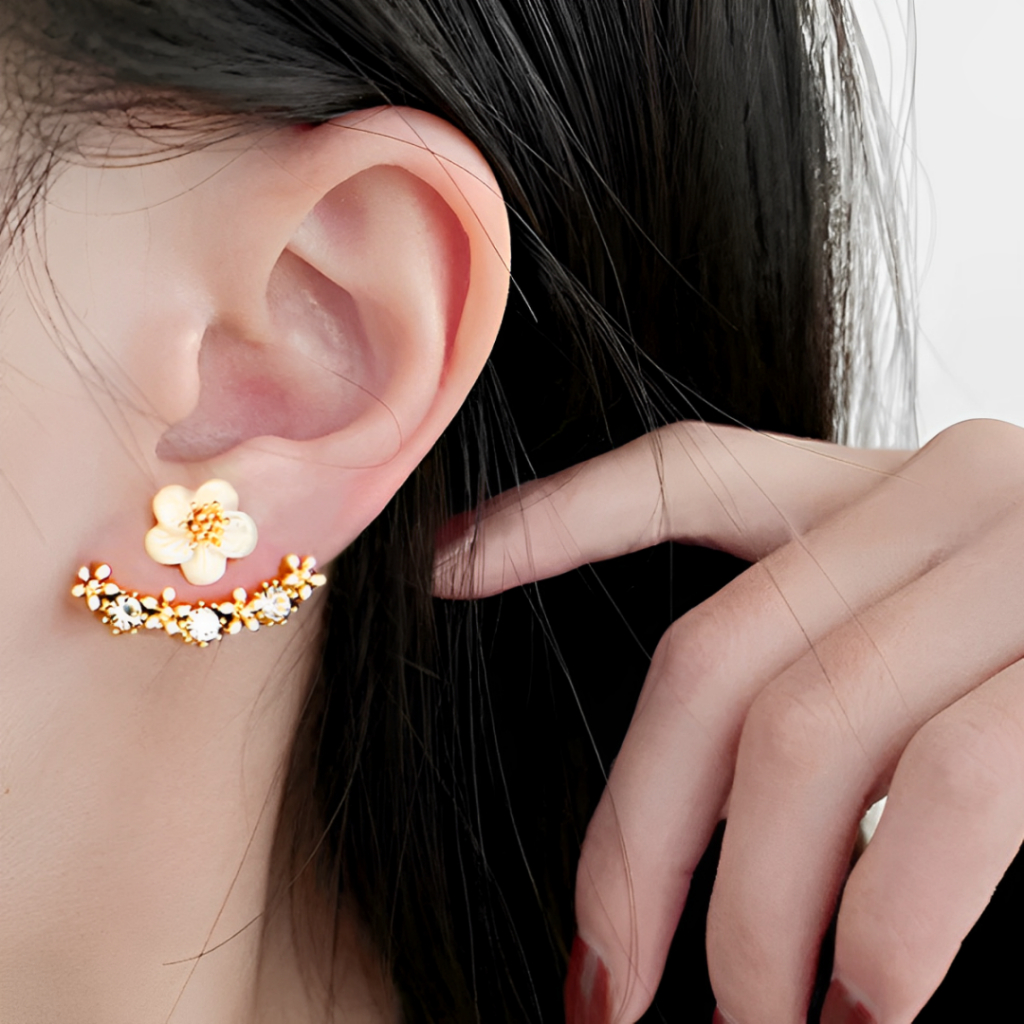 Brincos Flor Dourado Strass Sobrepor Delicado Feminino em Oferta na Shopee