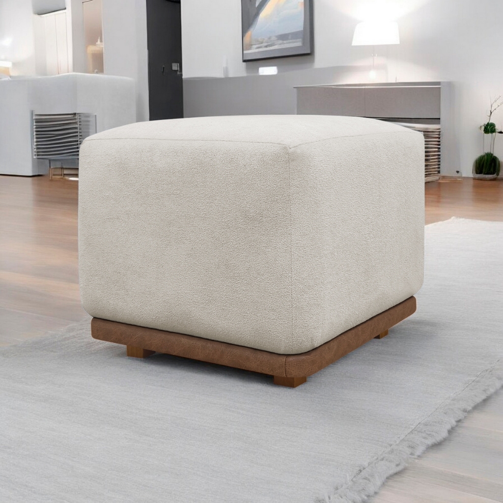 Puff Decorativo Quadrado Para Sala Recepção Quarto Penteadeira Dalilla Boucle Cores