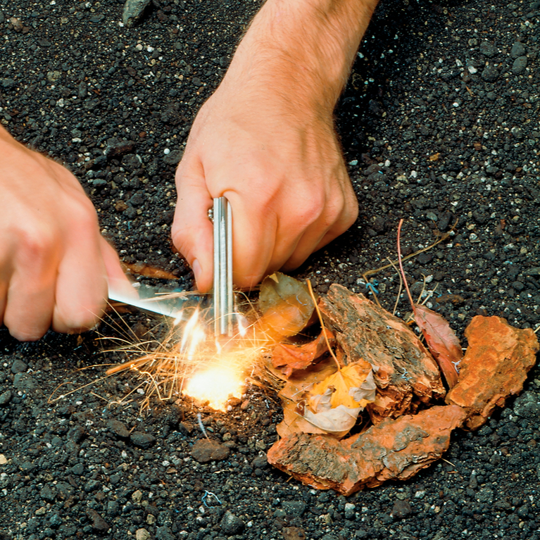 Iniciador de Fogo Manual Coghlan's Magnesium Fire Starter Pederneira Para Camping e Pesca