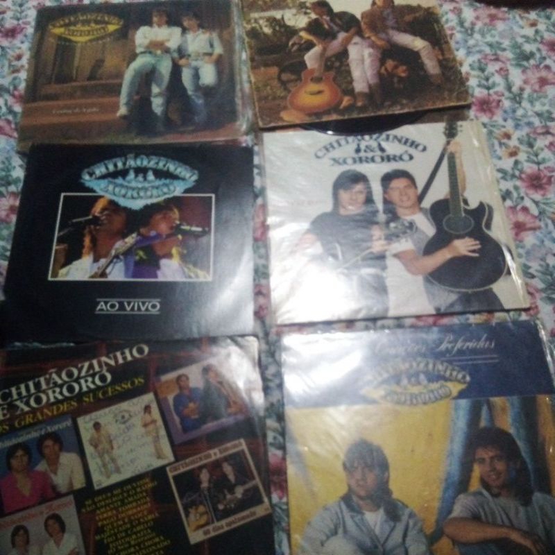 discos vinil Chitãozinho e Xororó coletanea com 6 lps