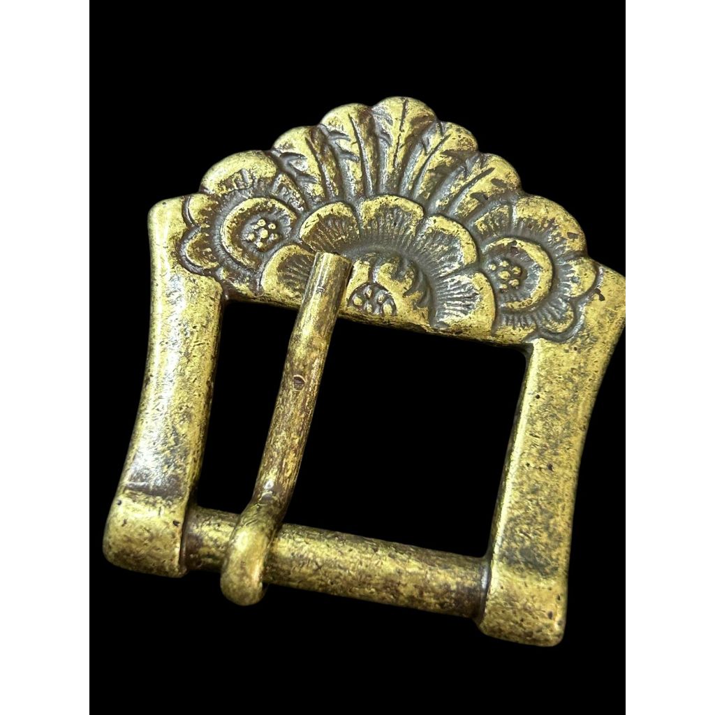 FIVELA CORNETA AMARELA PARA CINTA EM ZAMAK REPLICA DA ALPACA EBERLE MULADEIRO