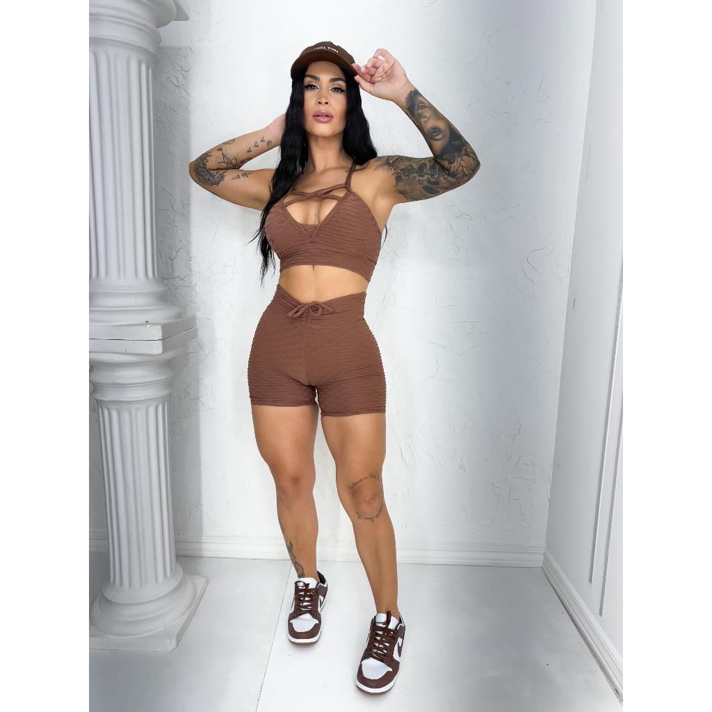 Conjunto Feminino Fitness Academia TOP SHORT DECOTE CRUZADO BROCADO Disfarça Celulite Empina Bumbum Roupa de Malhar