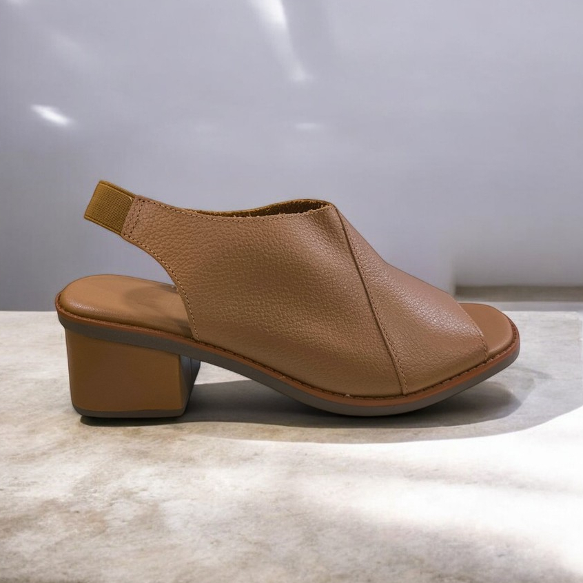 Sandália Feminina Social Casual Couro Salto Grosso Bloco Tira Elástico Calce Fácil Conforto 4592.46