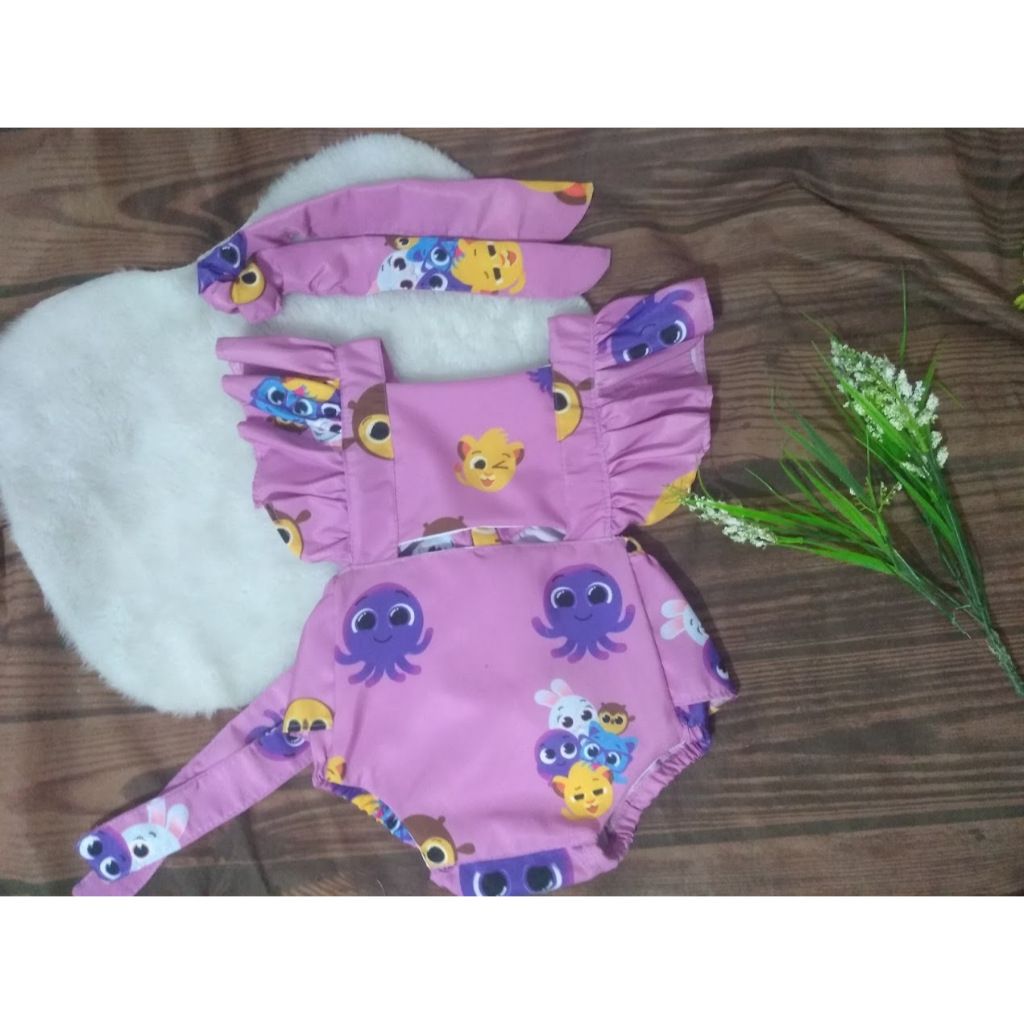 Romper bolofofo rosa / jardineira tropical / bolofofos