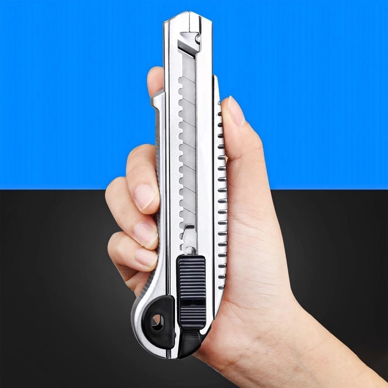 Estilete  Aço Lâmina 18mm /utilizado em serviços profissionais ou domésticos + 5 Lâminas Extras