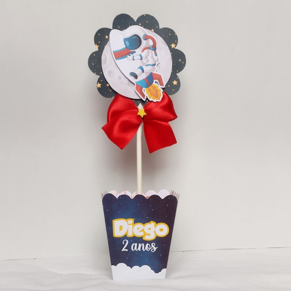 Centro de mesa para lembrancinha Astronauta / Lembrancinha Personalizada centro de mesa/ Aniversário Infantil Astronauta