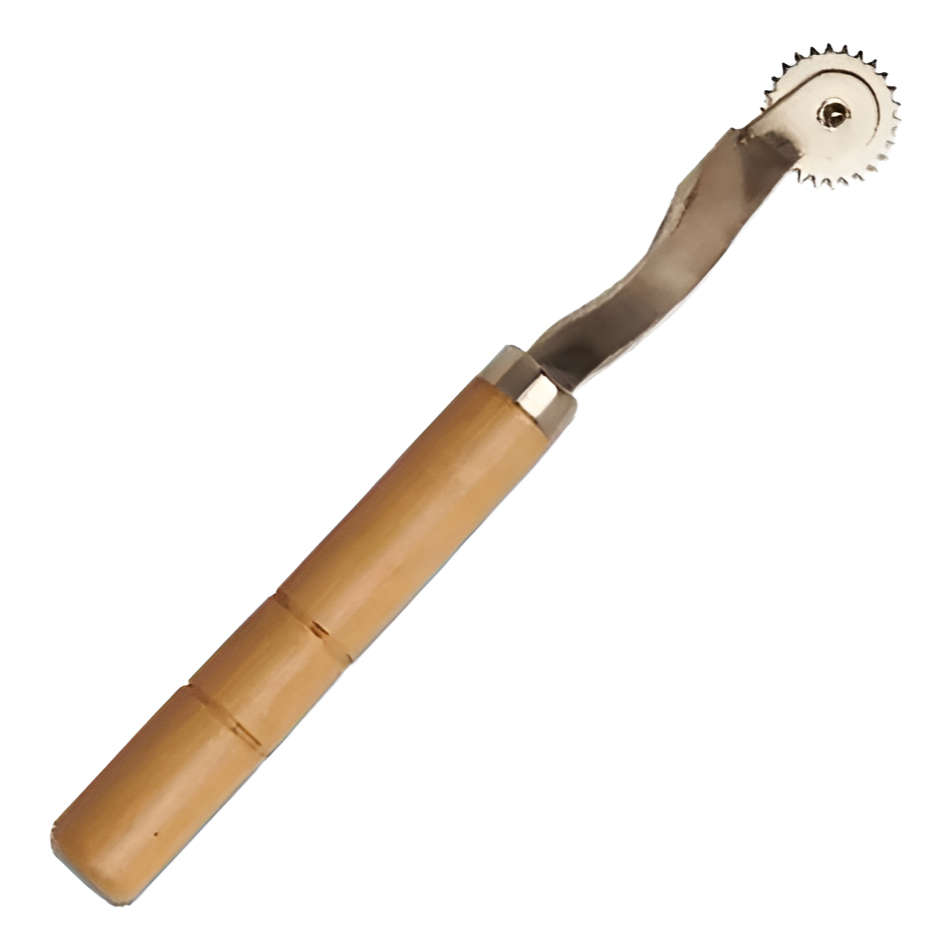 Marcador Tecido Carretilha Cabo Madeira Artesanato Patchwork Nybc 15Cm Aço Niquelado Alta Qualidade