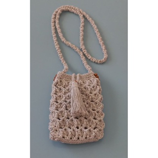 bolsinha de crochê porta celular em Oferta na Shopee