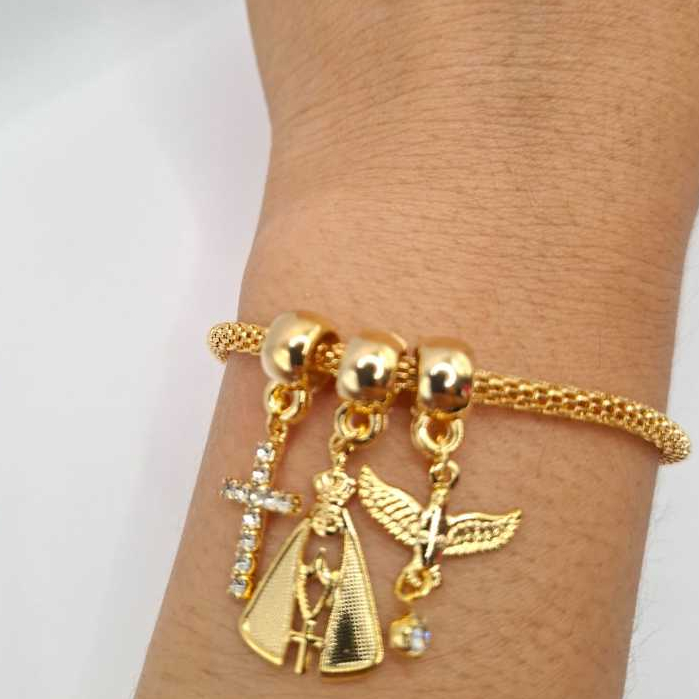 Pulseira  Folheada a Ouro Pingente Nossa Senhora Aparecida em Oferta na Shopee