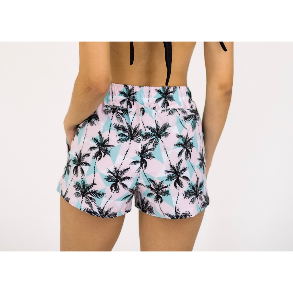 Kit 3 bermudas pai mãe e filho / filha família conjunto combinando shorts estampado coqueiro — imagem 2 de 2