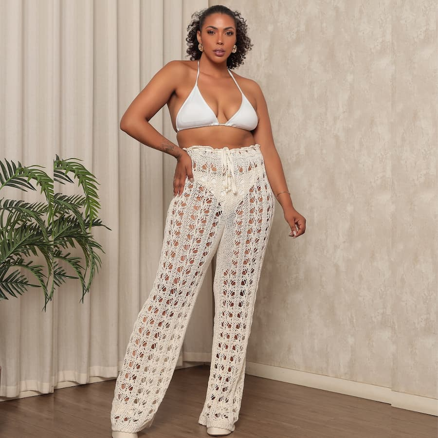 Calça Saida De Praia Plus Size Crochê Tricot Feminina Moda Blogueira Detalhes Com Furos em Oferta na Shopee