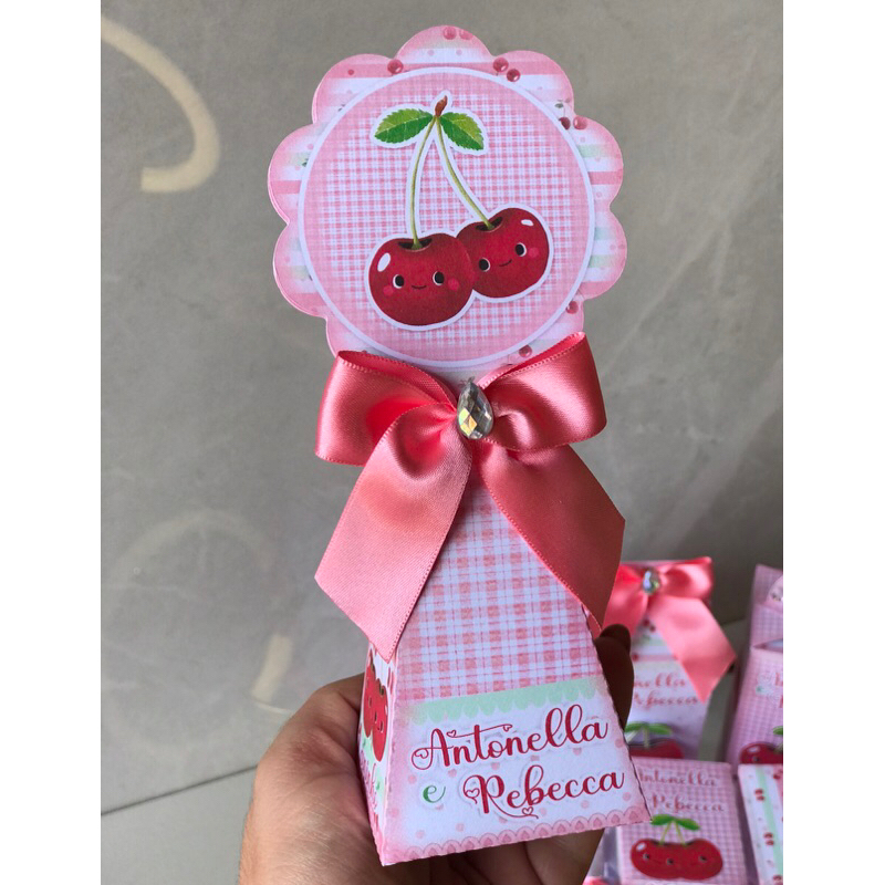 20 caixas lembrancinhas cerejinha/caixas pirâmide personalizadas/kit festa/festa cerejinha/lembrancinha cerejinha