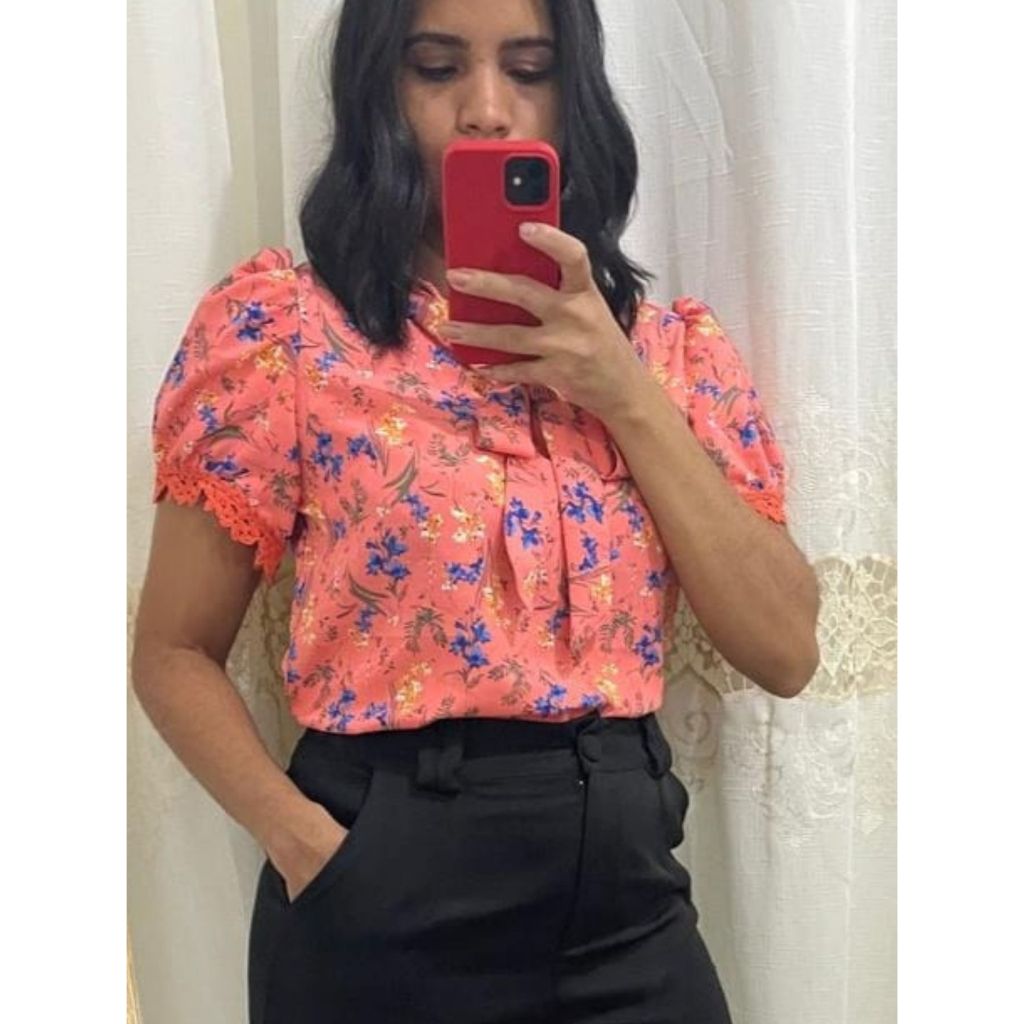 Blusa Feminia Moda Evangélica Estampa Floes Gola Laço