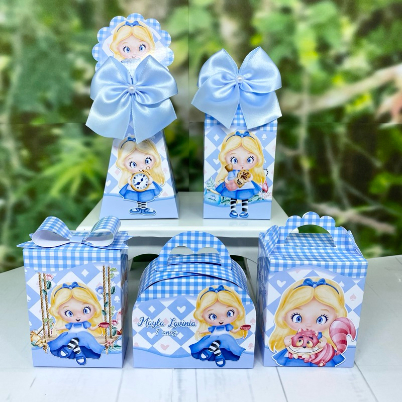 Caixinhas personalizados  lembrancinhas  aniversário  Kit festa  Alice no país das maravilhas fofa