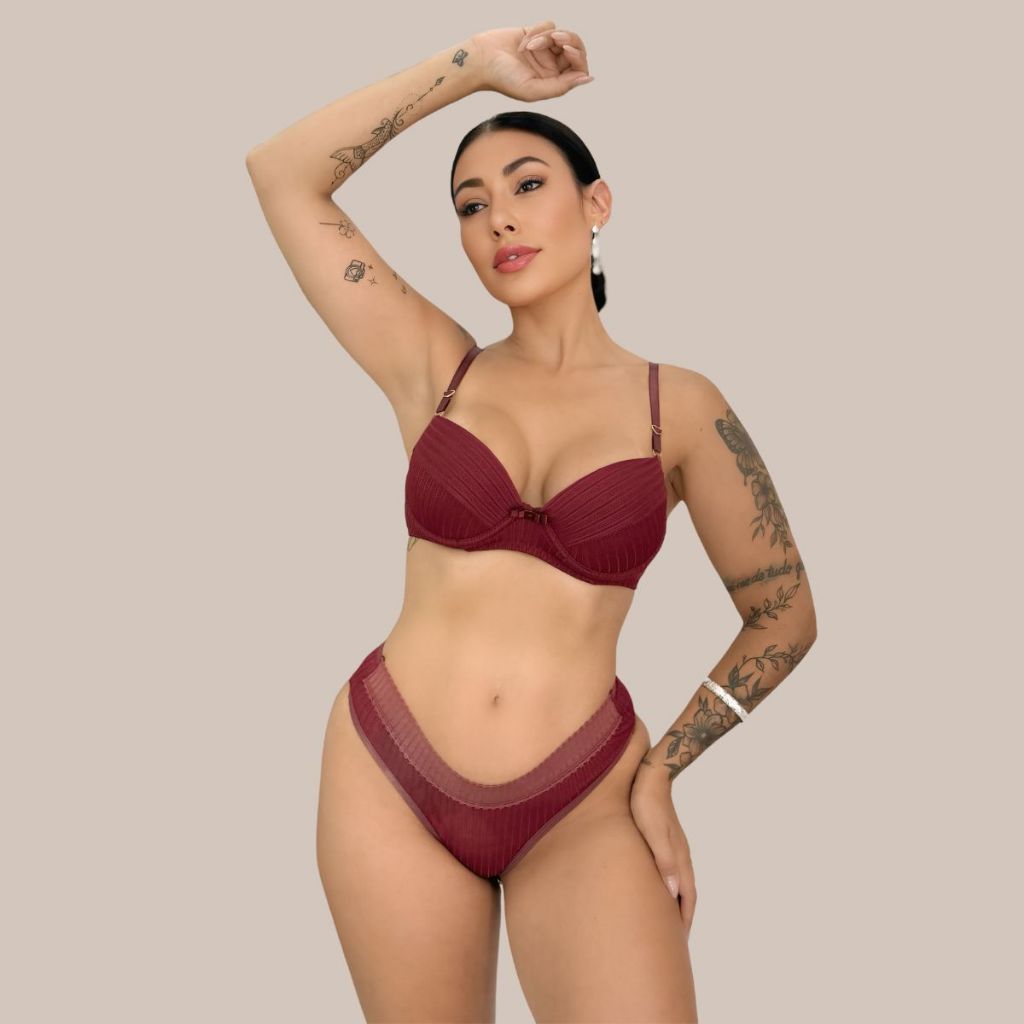 Conjunto Lingerie Sutiã com Bojo e Calcinha com Tecido em Ribana de Poliamida Mayara.
