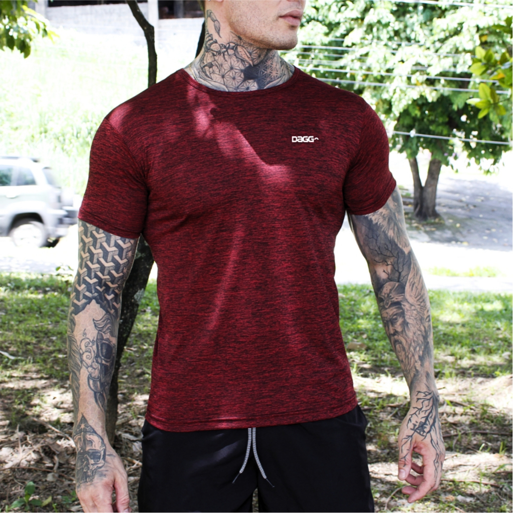 Camisa Camiseta Masculina Esportiva Academia Slim Respirável Dry Fit Lisa Mescla Dagg em Oferta na Shopee