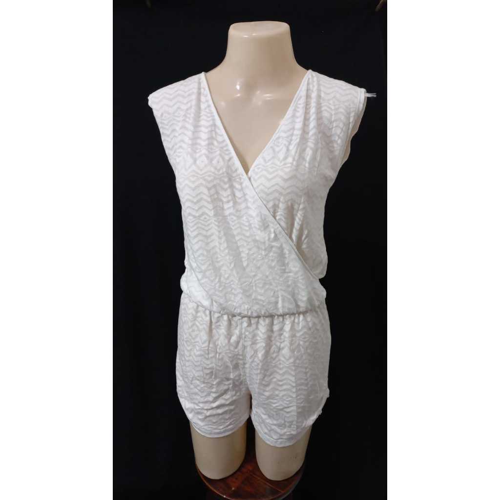 BS 744 - Macaquinho verão branco, pijama, saída de praia, Hering, elástico na cintura, tamanho P