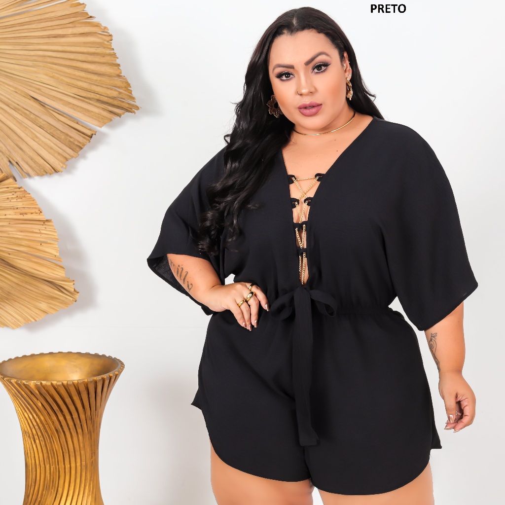 Macaquinho Feminino Curto Soltinho de Viscose Plus Size Decote trançado ce Corrente