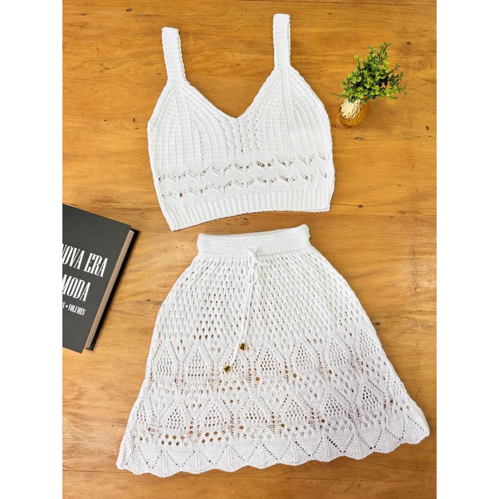 Conjunto Saída de Praia Feminina Tricô Verão 2025 Saia e Top Rendado Crochê Tendência — imagem 1