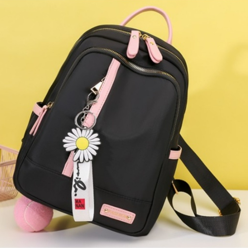 Mochila de nylon casual Feminina / à prova d'água / mochila escolar com o acessório da flor em Oferta na Shopee