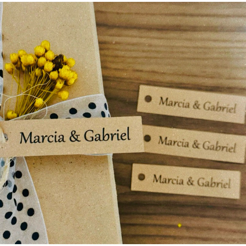 kit 50 unidades Tags de nomes personalizadas com furo tam 2x9cm em Oferta na Shopee